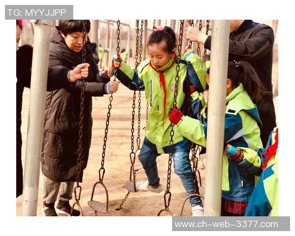 小罗带领五人足球队挑战极限展现团队精神与个人魅力 小罗带领五人足球队挑战极限展现团队精神与个人魅力